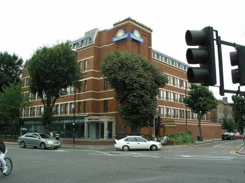 Ramada Hounslow - Heathrow East Dış mekan fotoğraf