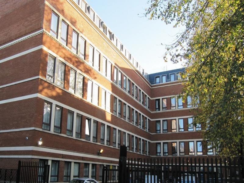 Ramada Hounslow - Heathrow East Dış mekan fotoğraf