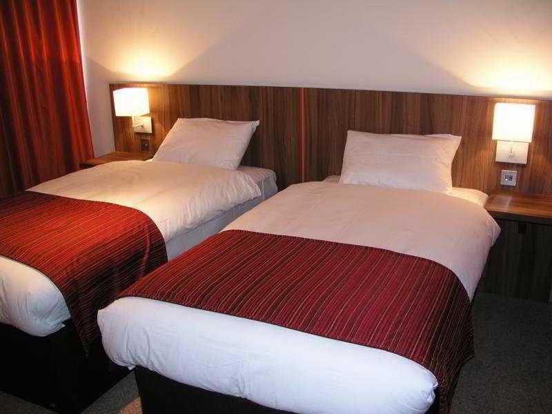 Ramada Hounslow - Heathrow East Oda fotoğraf
